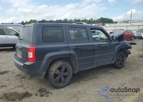 2015 Jeep Patriot Sport z USA, uszkodzony, nr VIN 1C4NJRBBXFD354437